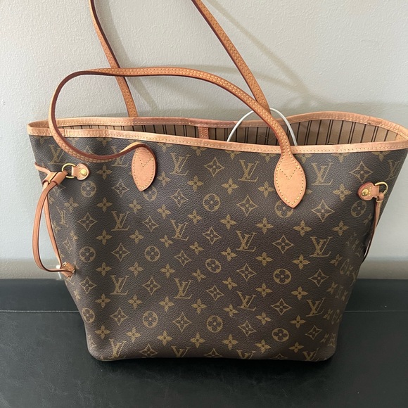 LV monogram tote bag - Picture 1 of 3